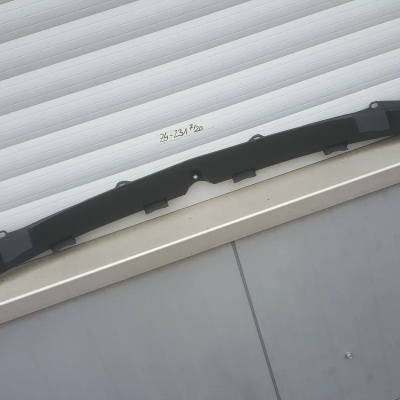 BMW Z4 E85 Roadster Blende Verdeck Abdeckung Leiste Wasser Wind Abweiser 7110231