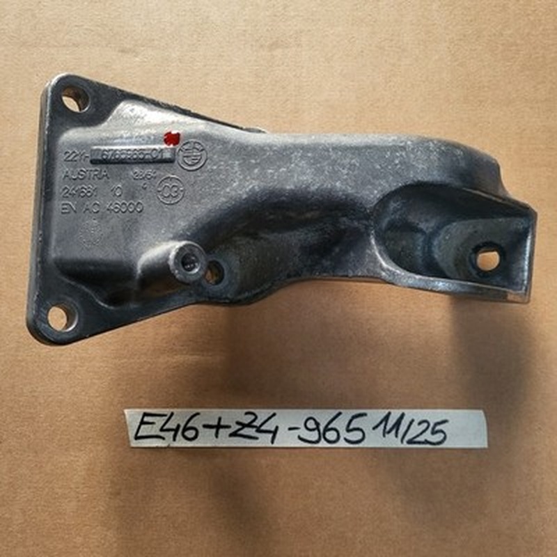 BMW E46 Z4 E85 Motor Halter Motorträger links 6765965