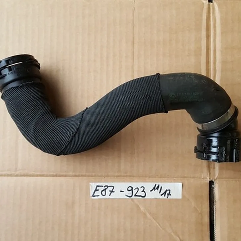 BMW E81 E82 E87  Kühlwasser Schlauch  Kühlerschlauch unten-Thermostat 7811923