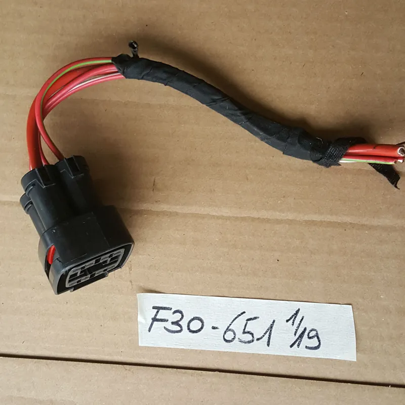 BMW F30 F31 F34 F35 Stecker 9228651