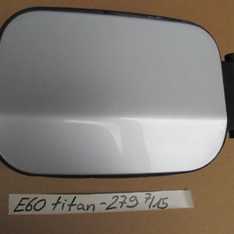 BMW E60 / E61 Tankdeckel Tank Klappe Tankverschluss silber + Abdecktopf 7034279