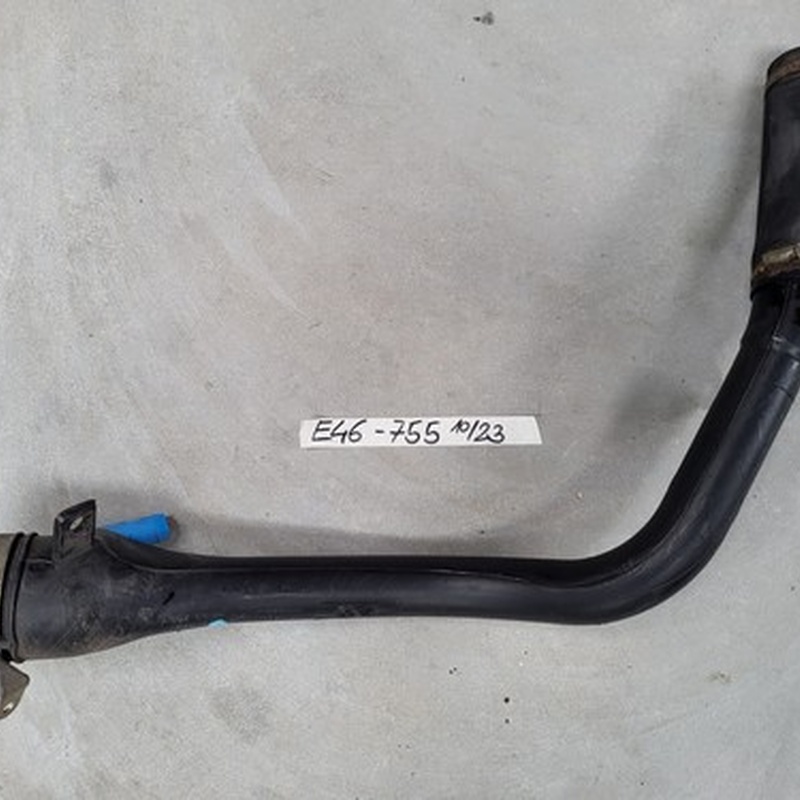 BMW E46 Tank Stutzen Benziner / Einfühlstutze Tankrohr / Einfüll Rohr 1183755