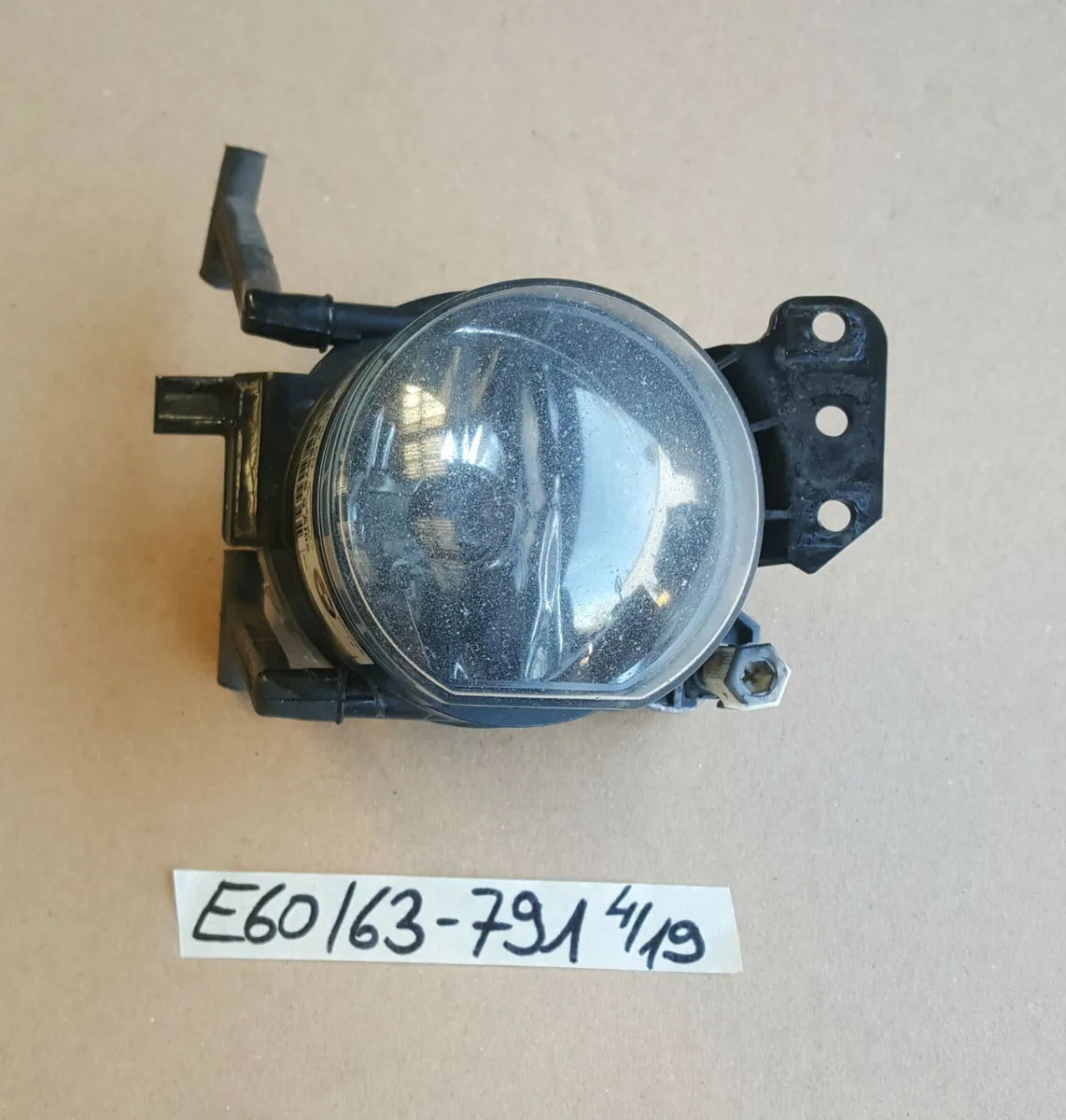 BMW E60 E61 E63 E64 E90 E91 M Paket Nebelscheinwerfer Links 6910791
