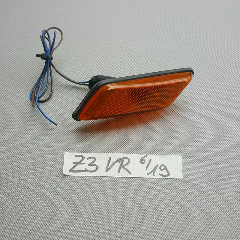 BMW Z3 Seiten Blinker Kotflügel 8400764 Zusatzblinkleuchte RECHTS 8389536 Stecke