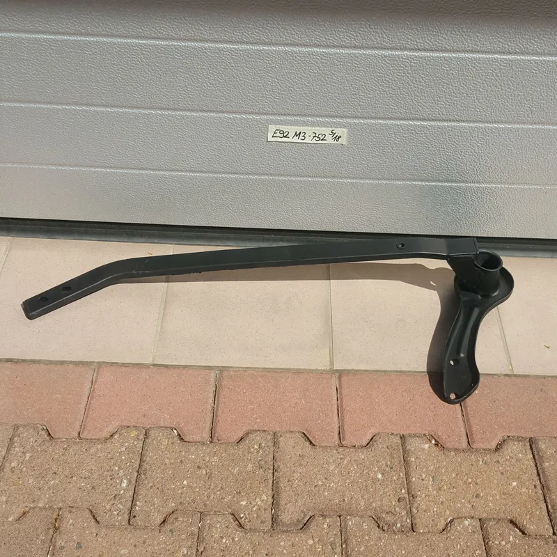 BMW E90 E92 E93 M3   Verstärkung Strebe RECHTS 8040752