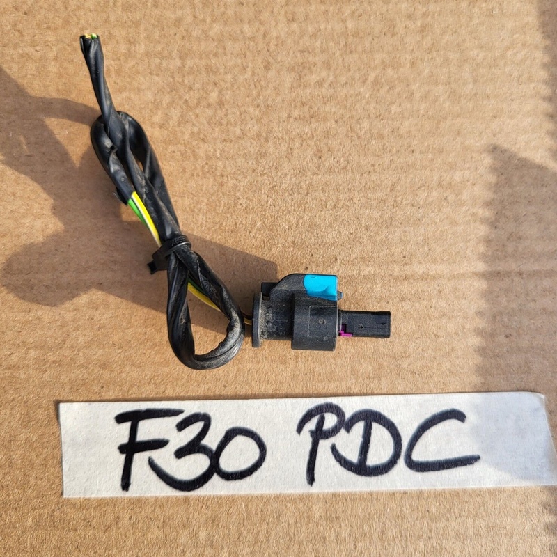 BMW F20 F21 F45 F30 F31  PDC Stecker für Ultraschallwandler Kabel abgeschnitten