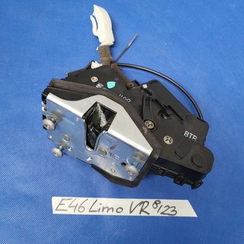 BMW E46 Limousine Touring Tür Schloss VORNE RECHTS Drehfallenschloss 8206408