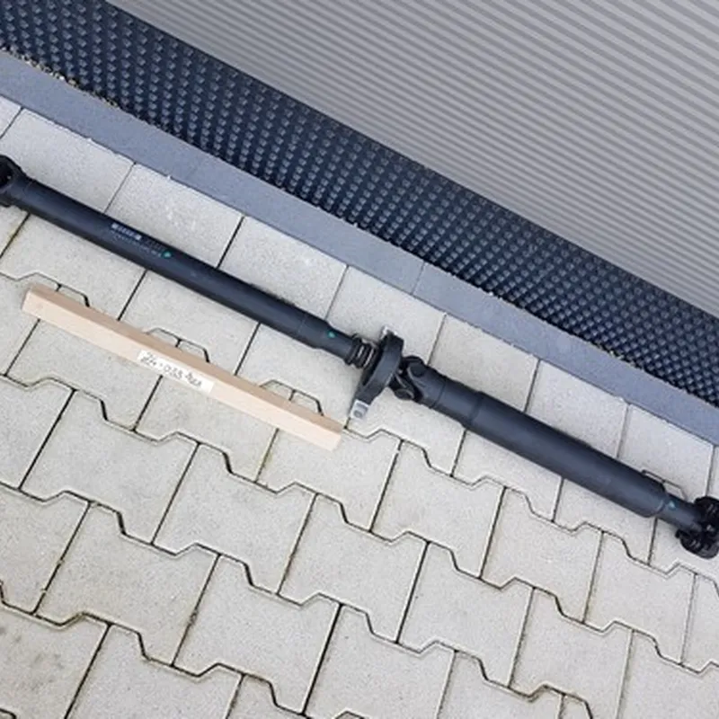 BMW Z4 E85 E86 Gelenkwelle Schaltgetriebe / Kardanwelle 7576033