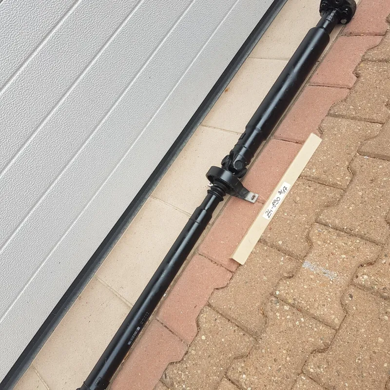 BMW Z4 E85  Gelenkwelle Schaltgetriebe  Kardanwelle 7550890 N46 Motor 2,0i