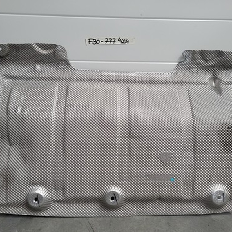 BMW F30 F31 F35 F80 F32 F33 Hitzeblech Wärmeisolierung Nachschalldämpfer 7241777