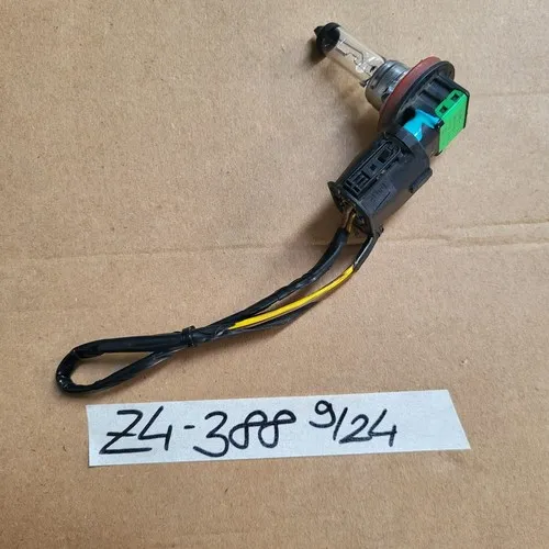 BMW 3er E90 E91 E92 E93 / Z4 E85 E86 Nebel Scheinwerfer Stecker 6907388 + Birne 