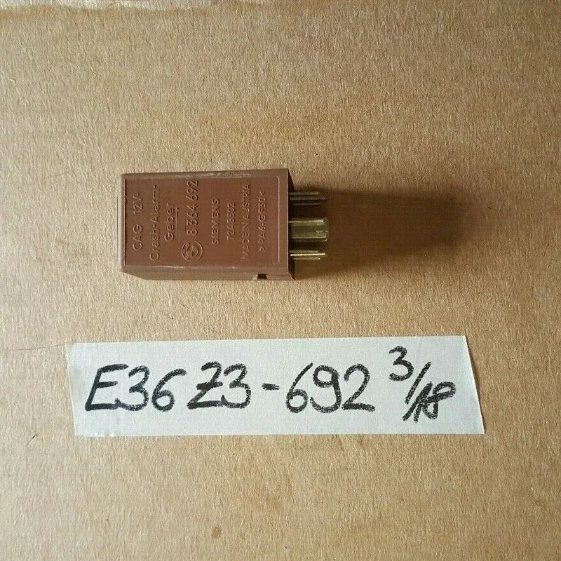 BMW E32 / E34 / E36 Z3  Crash Alarm Relais  8364692