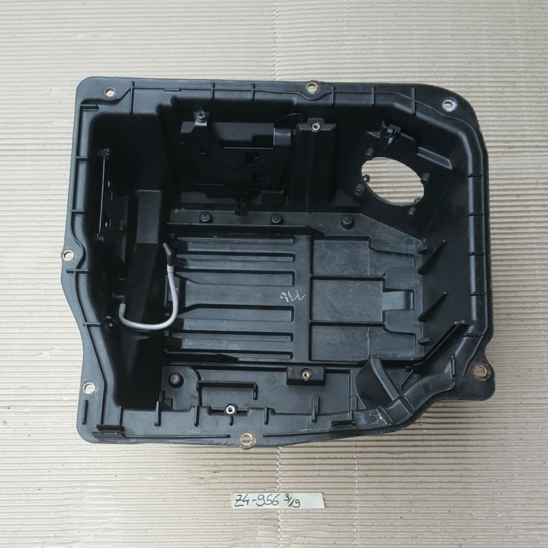 BMW Z4 E85 E86 Multifunktionswanne Gepäckraum 7016956 Kofferraum Batterie Wanne