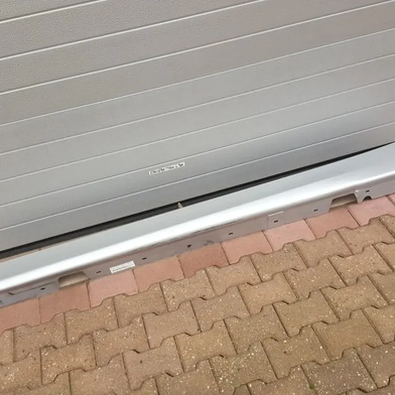 BMW E90 E91 Seiten Schweller Leiste 7062297 LINKS Silber Kratzer ABHOLUNG