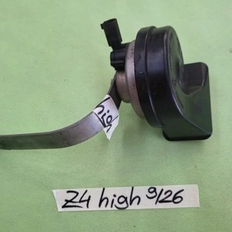 BMW Z4 E85 E86 Hupe high 6912069 Hochton Signal Horn Fanfare + Halter