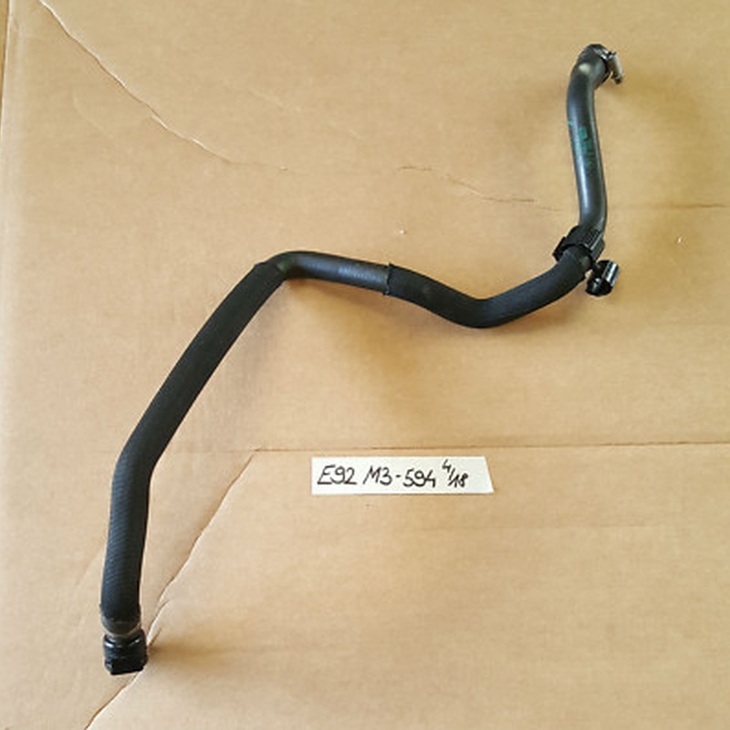 BMW E90 E92 E93 M3 Kühlwasser Schlauch Kühlmittelpumpe Getriebeölkühler 2283594