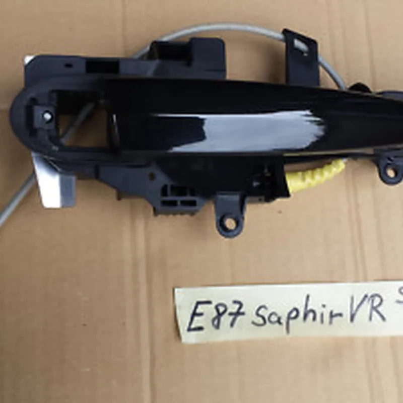 BMW 1er E87 Türgriff VORNE RECHTS / Tür Öffner Griff saphir schwarz metallic