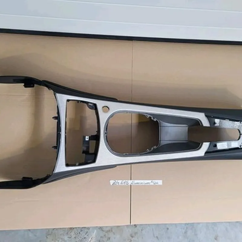 BMW Z4 E85 E86 Mittelkonsole schwarz Alu Verkleidung Aluminium Blende Kratzer 