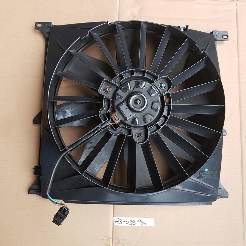 BMW E36 + Z3 Roadster Drucklüfter Motor Elektro  Klima Lüfter Sauglüfter 8372039