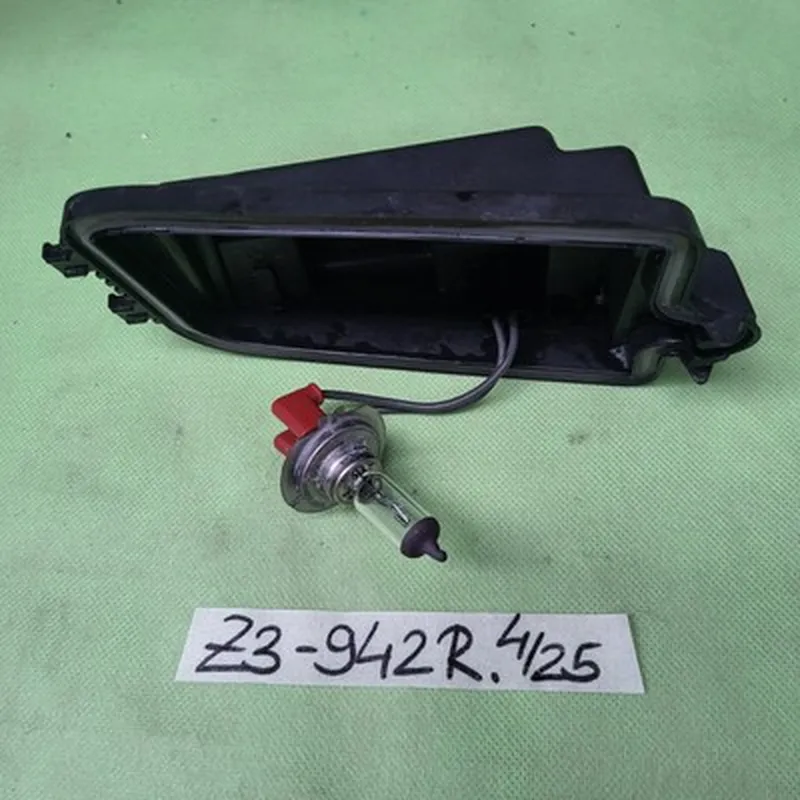 original BMW Z3 Nebel Scheinwerfer Abdeckung Nebel Lampe Birne 8377794-2 RECHTS