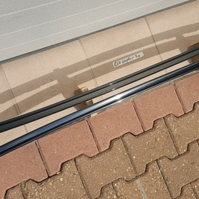 BMW E60 Dach Leiste Dachleiste Zierleiste Dachreling Saphir schwarz RECHTS