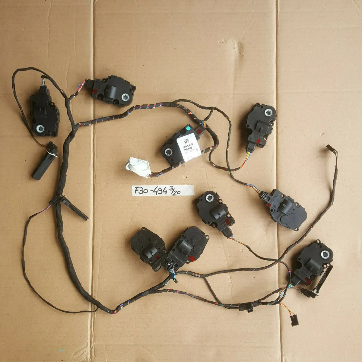 BMW F20 F21 F22 F23 F30 F31 F32 F34 Kabelbaum Klima Kasten Kabel Heizung 9229494