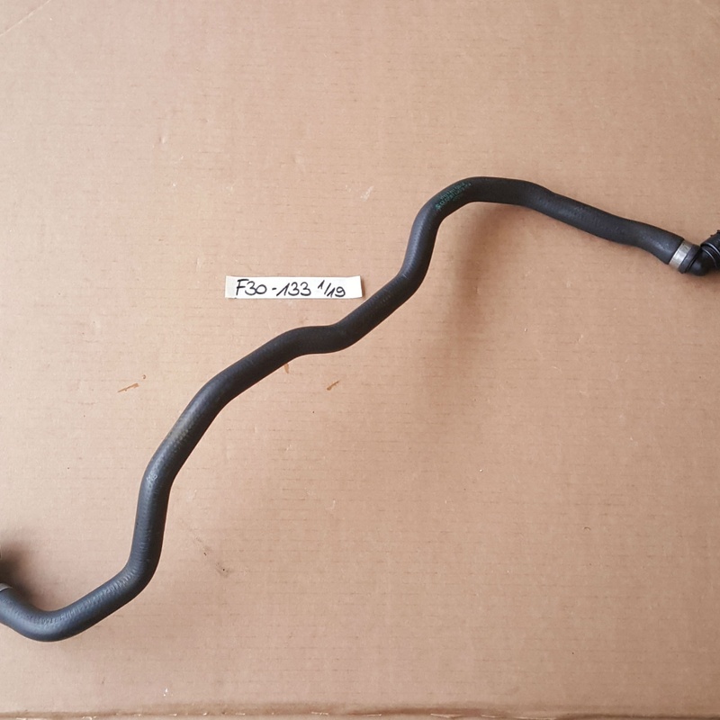 BMW  F20  F21 F30 F31 Kühlmittelschlauch 7811133