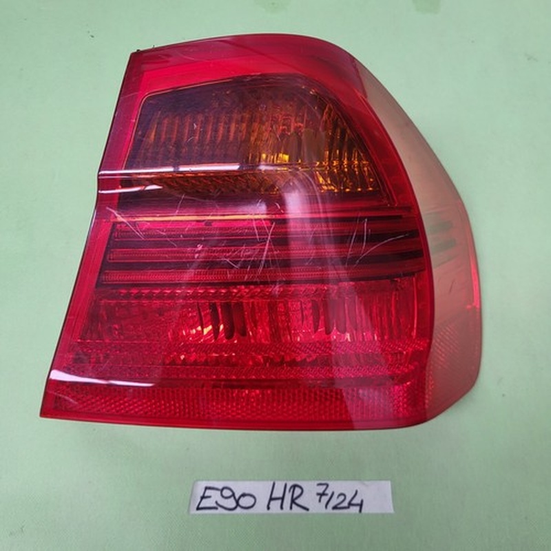 BMW 3er E90 Limo Rücklicht Rückleuchte Bremslicht Heckleuchte RECHTS 6937458