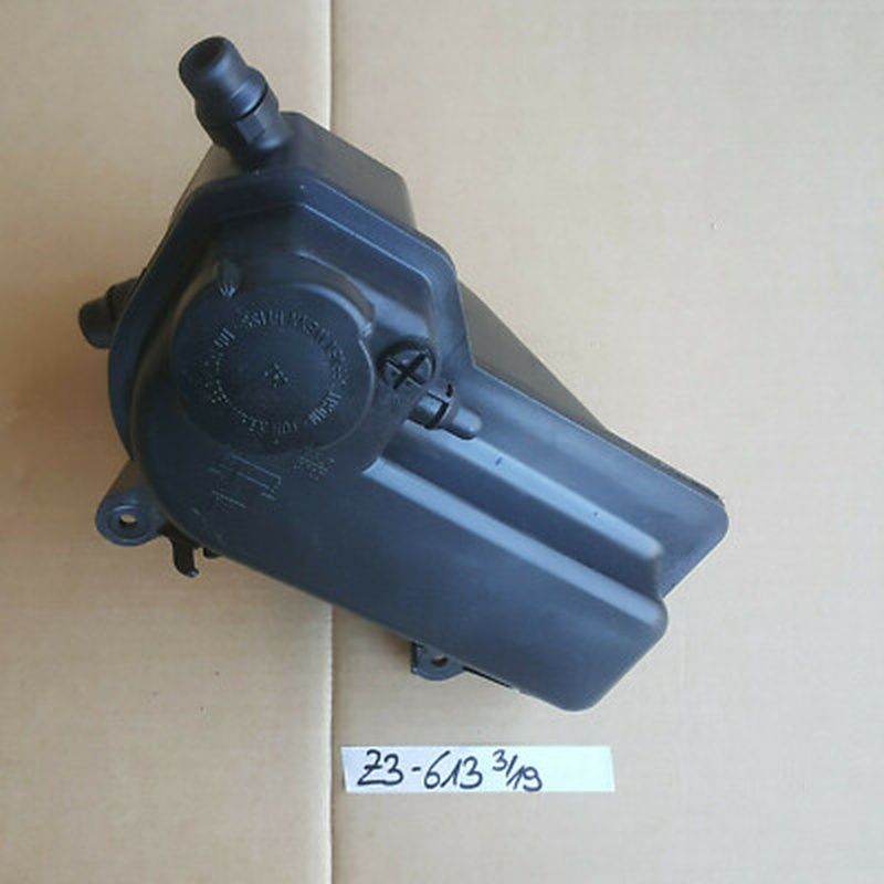 BMW  Z3 Roadster + Coupe  Ausgleichsbehälter 1705613 Behälter für Kühlwasser