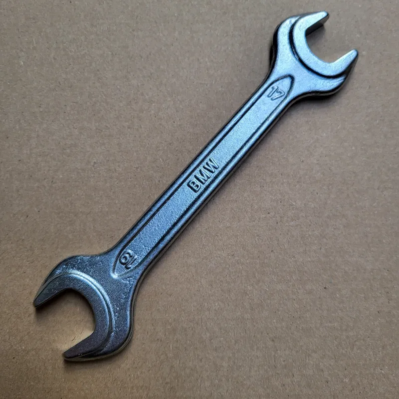 BMW E36 + Z3 Bord Werkzeug Maul Schlüssel Doppelmaul 17 und 19