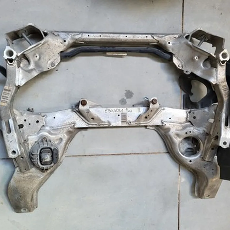 BMW E87 E90 E91 E92  Vorderachsträger Motorträger Agregate Träger VORNE ABHOLUNG