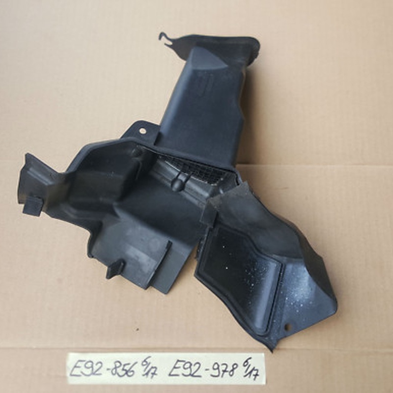 BMW E90 E91 E92 E93 E81 E82 E88 Wasserablauf 6940856 rechts 6925978