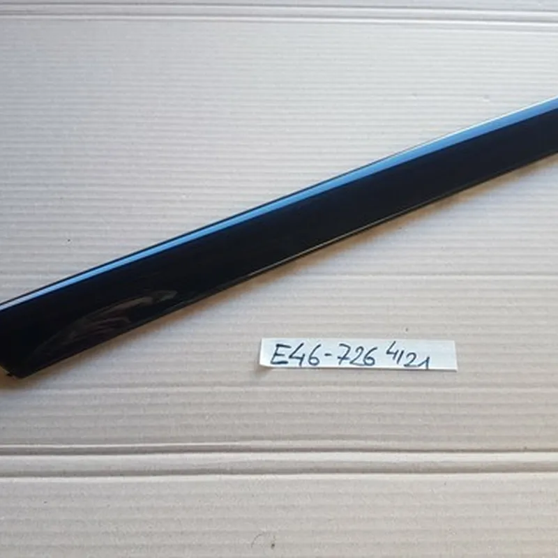 BMW E46 Limo Holz Tür Leiste innen VORNE RECHTS Verkleidung schwarz 8200726