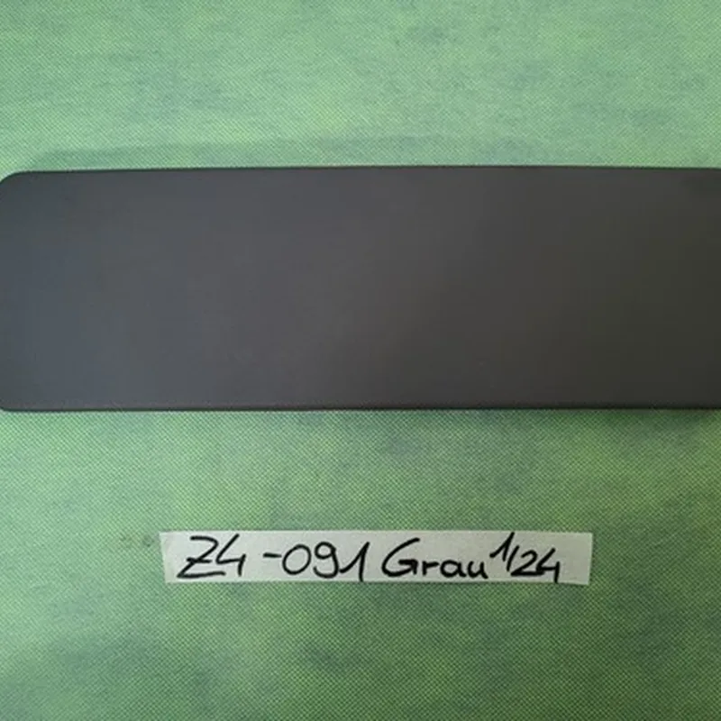 BMW Z4 E85  Blende Mittelkonsole unten Armaturenbrett Verkleidung 7053091 Grau