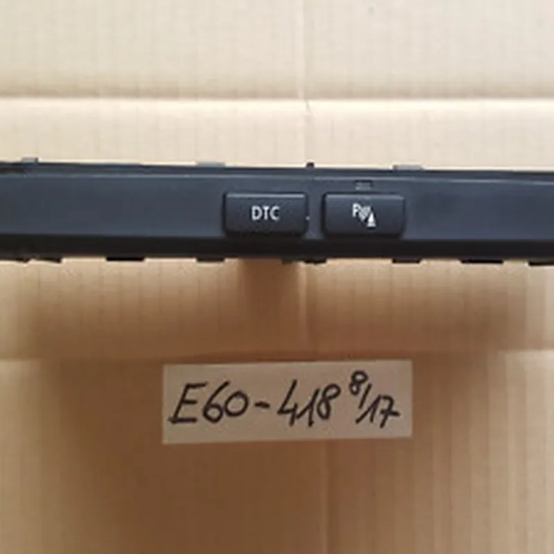 BMW E60 / E61 Schaltzentrum DTC Schalter Mittelkonsole 6969418 PDC Control Modul