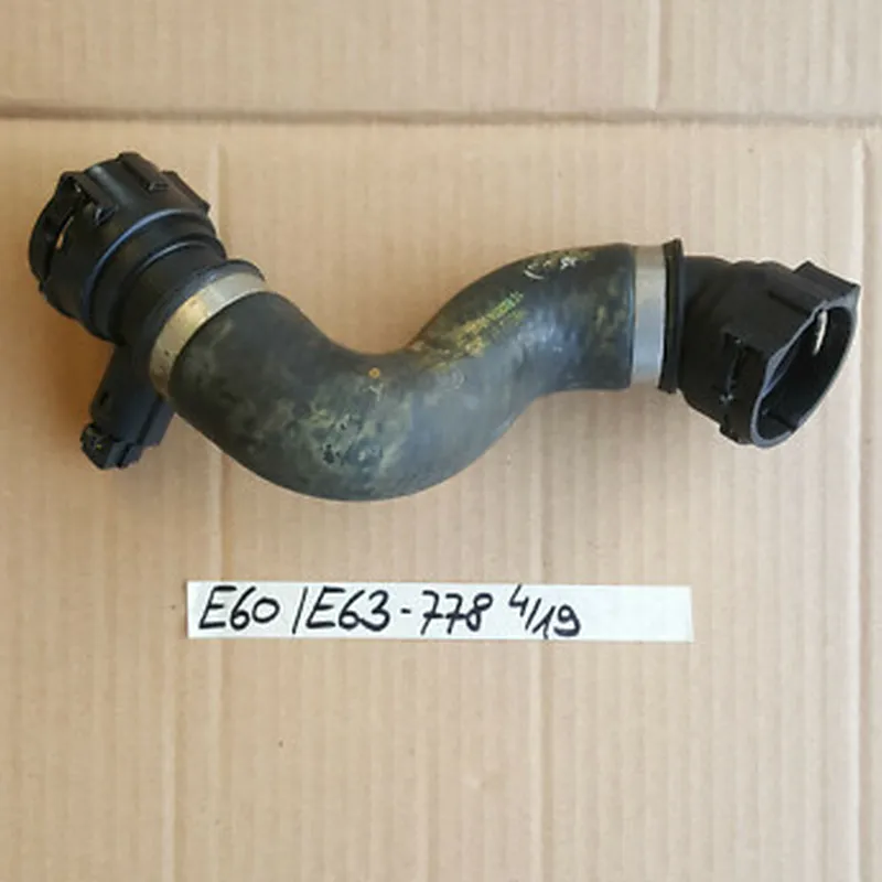 BMW E60 E61 E63 E64  Kühlwasser Schlauch Rücklaufschlauch 7521778