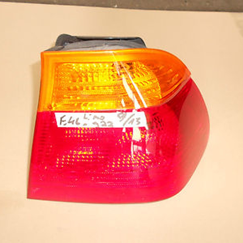 original BMW 3er E46 Limo Rücklicht / Rückleuchte / Bremslicht RECHTS 8364922