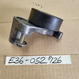 BMW E34 E36  Umlenkhebel für Riemenscheibe 1247052  mit Spannrolle 1748131