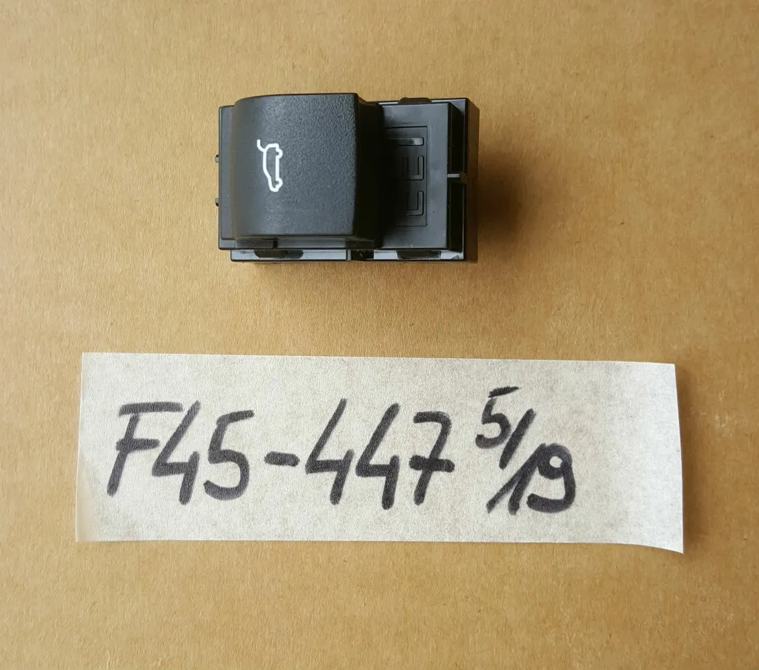 BMW  2er F45 F46 X1 Kofferraum Schalter Heckklappenbetätigung 9299447
