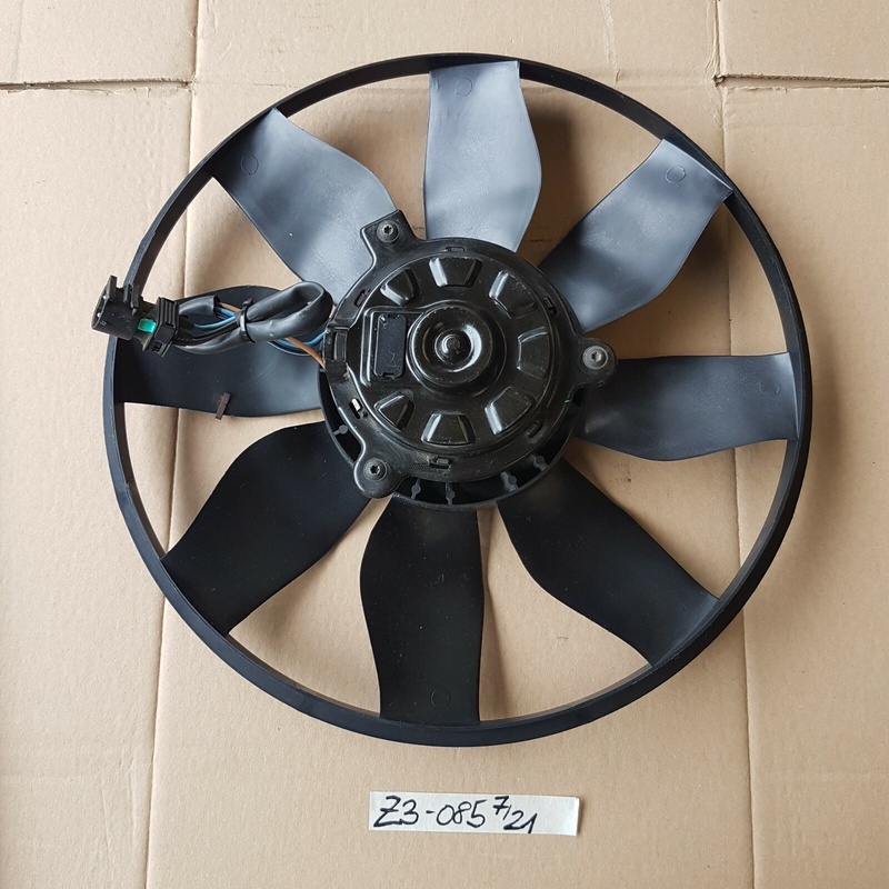 BMW 3er E36 4 Zylinder Motor vom Zusatz Lüfter Sauglüfter  8373085