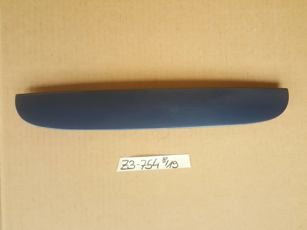 BMW Z3 Roadster Abdeckung  3.Bremsleuchte 8410754 blau