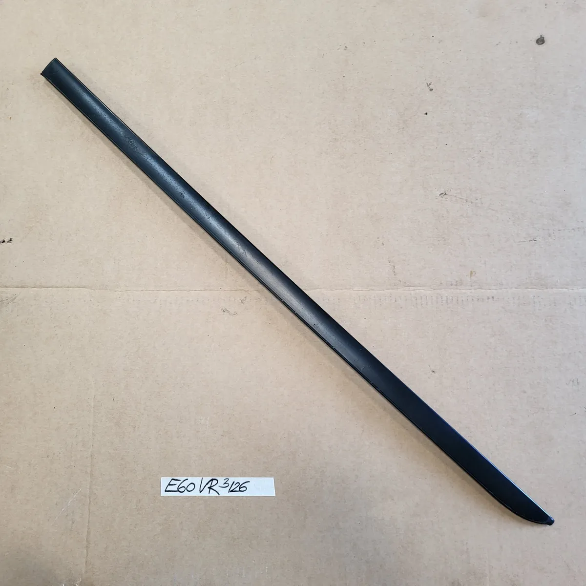 BMW 5er E60 E61 Zierleiste Wasserfang Leiste Abdeckung Windschutzscheibe RECHTS
