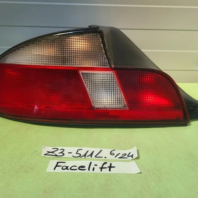 BMW Z3 Roadster Facelift Rückleuchte Rücklicht Bremslicht LINKS 8384511 weiß
