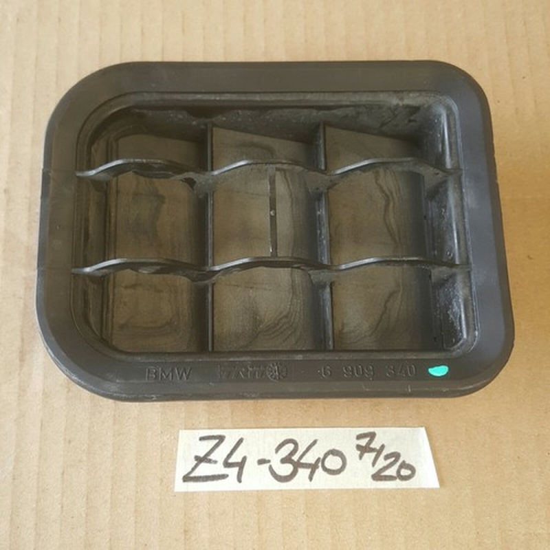 BMW Z4 E85 E86 E89 Heckentlüftung 6909340 Lüftung Rahmen Hinten