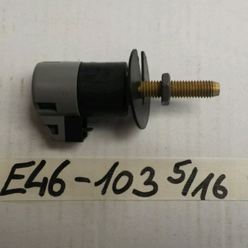 BMW E46 / E39 Kickdown Schalter automatik Getriebe / Kickdownschalter 1181103