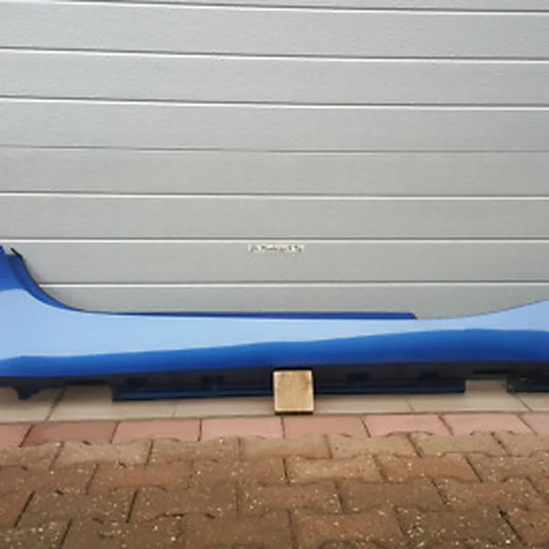 BMW Z4 E85  Seiten Schweller Leiste Verkleidung RECHTS Montego blau A51