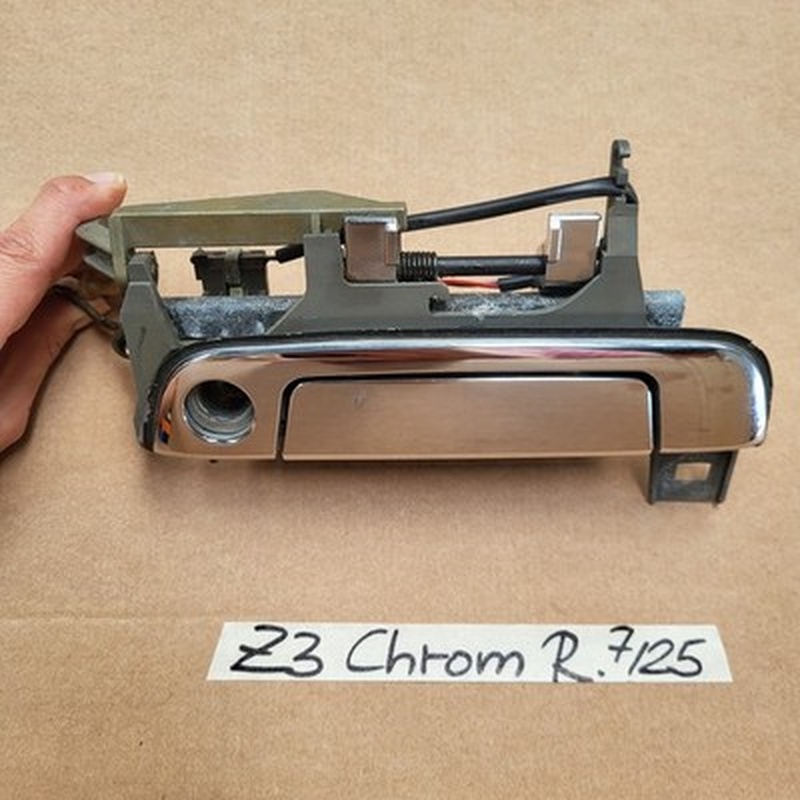 BMW Z3 Roadster Coupe Türgriff Tür Öffner Griff außen VORNE RECHTS 1960801 Chrom