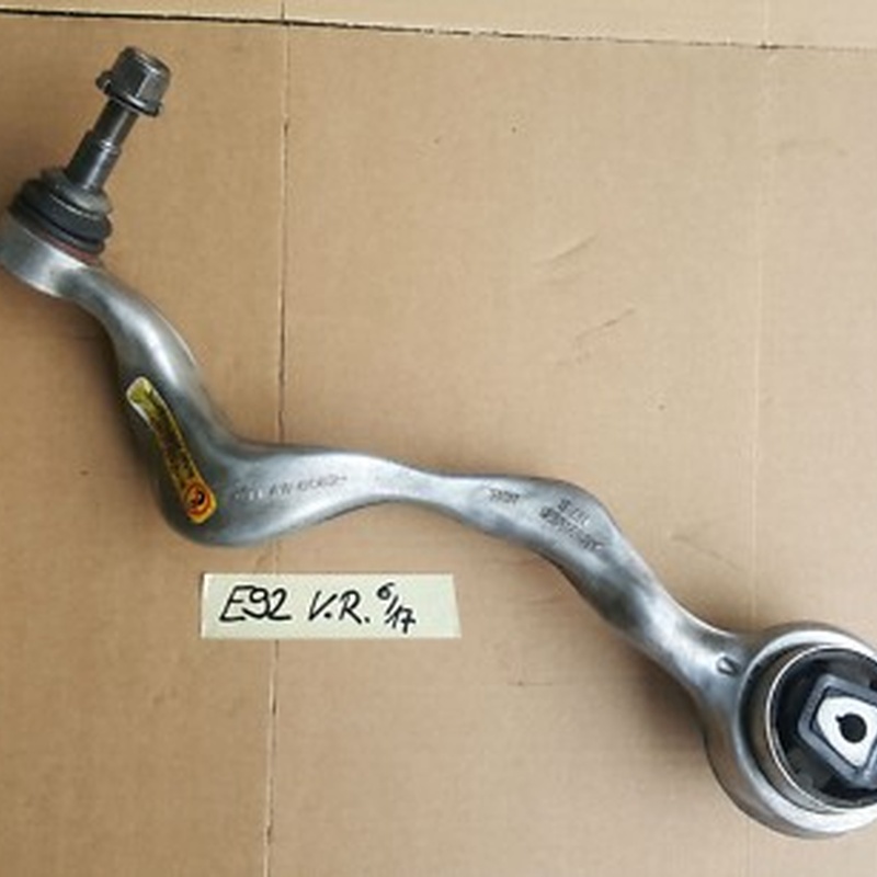 BMW E90 E91 E92 E93 E81 E82 E88 Zugstrebe mit Hydrolager VORNE RECHTS 6769798