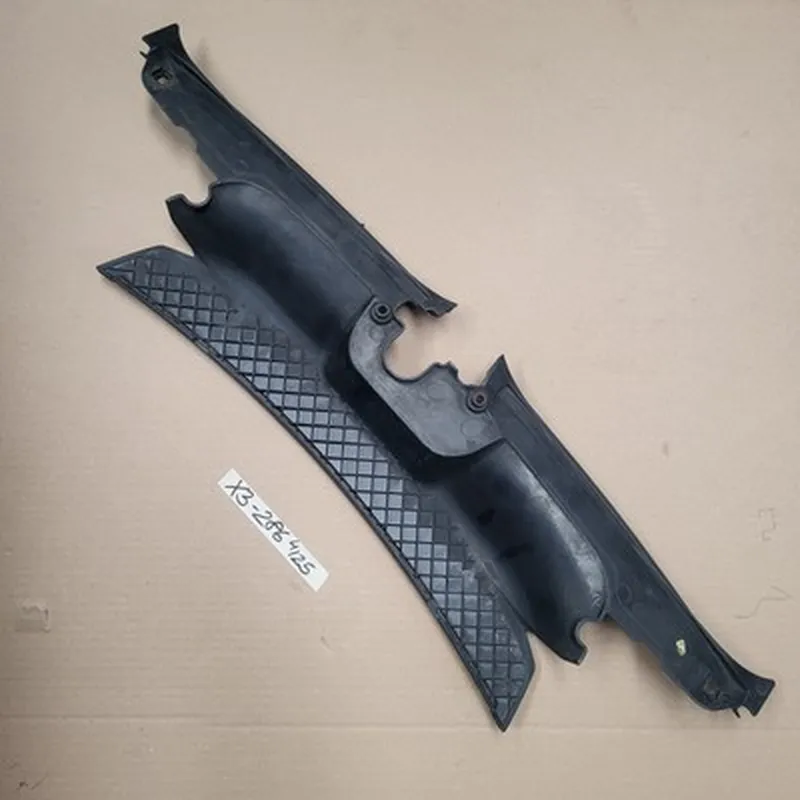 BMW X3 Plastik Abdeckung Blende Verkleidung Luftführung Schlossträger 3402286