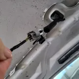 BMW Z4 E85 E86  Gegen Stecker für Spritzdüse in der Motorhaube 